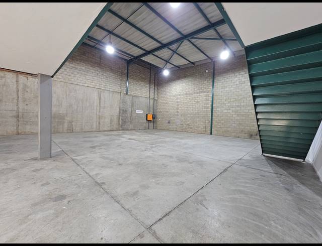 477M² WAREHOUSE TO LET IN LINBRO PARK